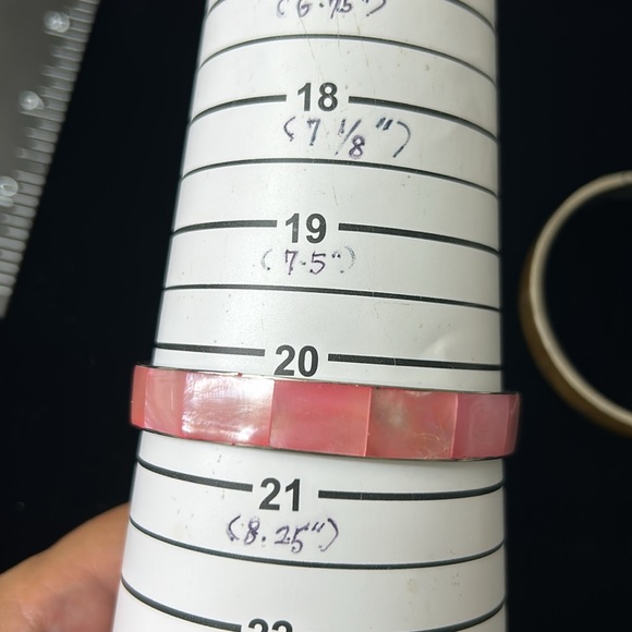 🖤Pink & a yellow Mop Bangle set - Picture 10 of 13